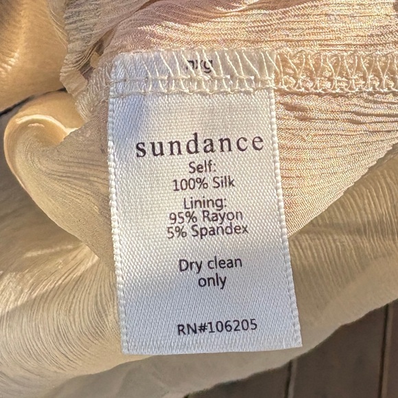 Sundance Luiza Silk Sheer Embroidered Blouson Sleeve Top In Beige /Navy Sz XS - Picture 4 of 15